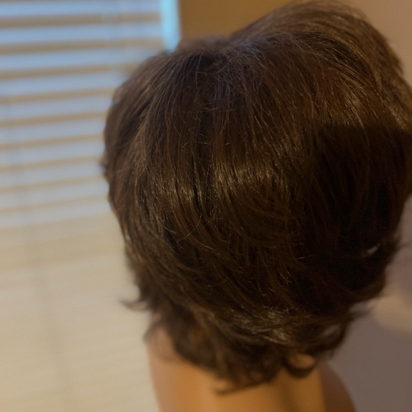 Brown Chic Synthetic Wig - Picture 3 of 7